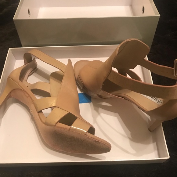 Shoes - Picture 4 of 4